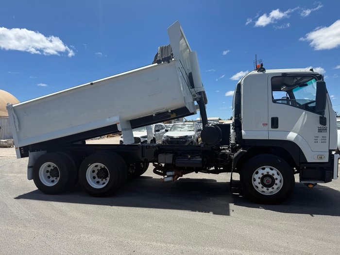 2008 Isuzu Fvz 1400 FVZ 1400, MANUAL, 6X4, 11m3 TIPPER, X SHIRE.