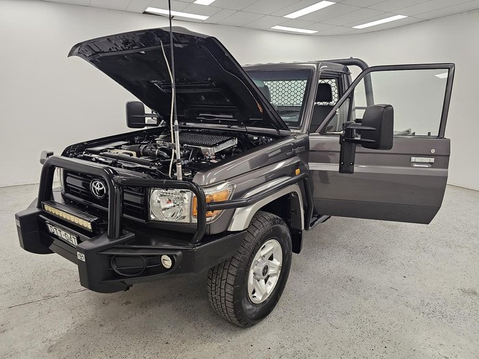 2017 Toyota Landcruiser GX VDJ79R 4X4 Dual Range Graphite