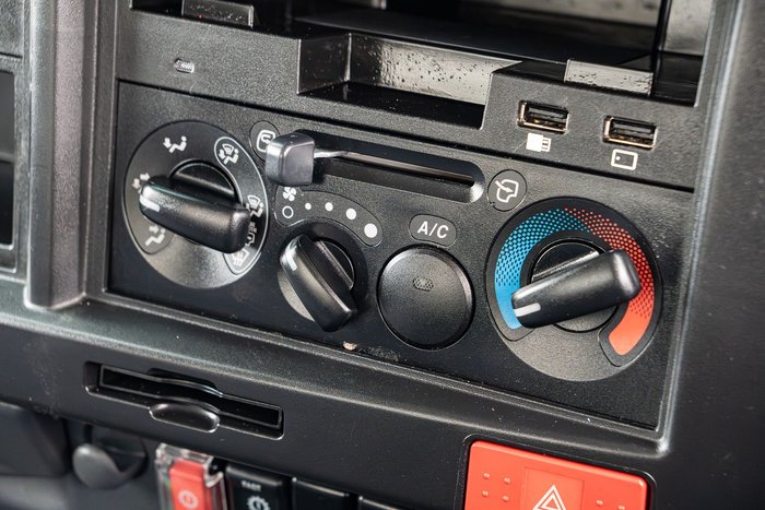 2023 Isuzu N Series NNR 45-150