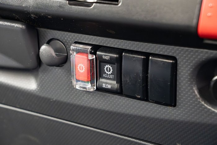 2023 Isuzu N Series NNR 45-150