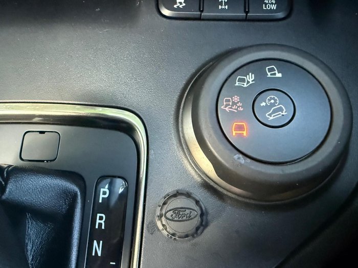 2020 Ford Everest Sport