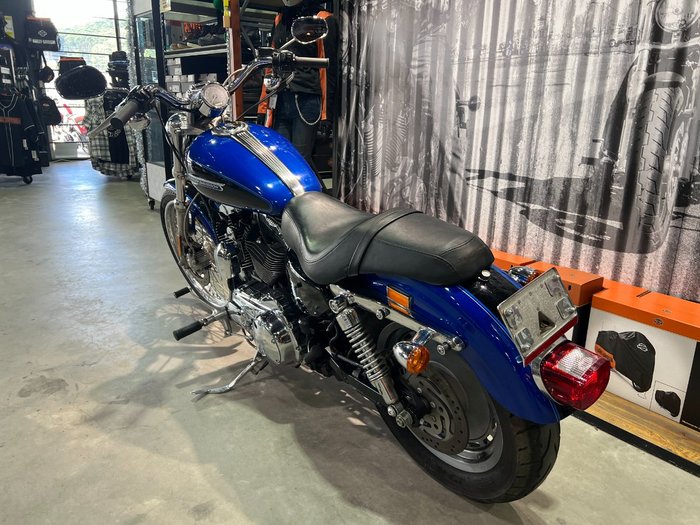 2008 Harley-davidson XL1200C SPORTSTER CUSTOM Blue/Black