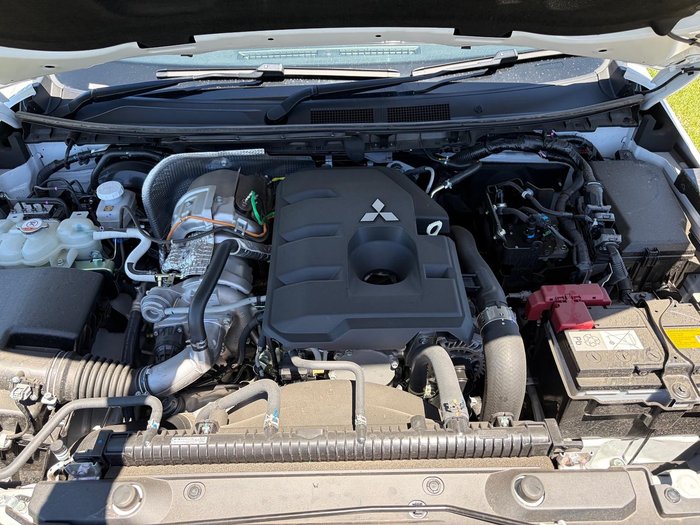 2024 Mitsubishi Triton GSR