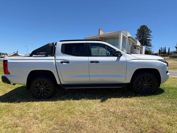 2024 Mitsubishi Triton GSR