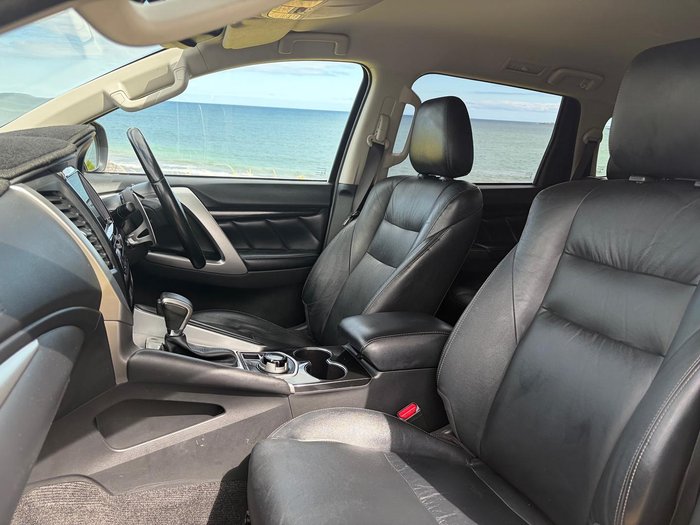 2019 Mitsubishi Pajero Sport GLS