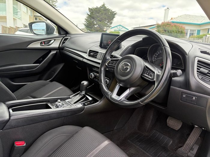 2018 Mazda 3 Maxx Sport