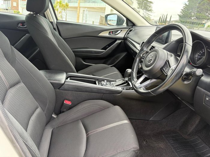 2018 Mazda 3 Maxx Sport