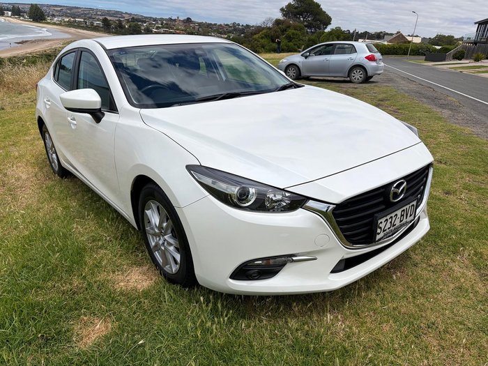 2018 Mazda 3 Maxx Sport