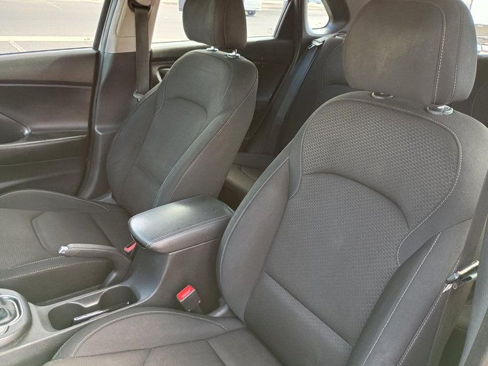 2017 Hyundai i30 Active PD MY18 Platinum Silver