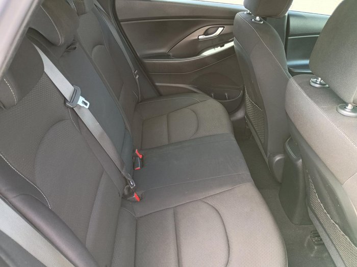 2017 Hyundai i30 Active PD MY18 Platinum Silver