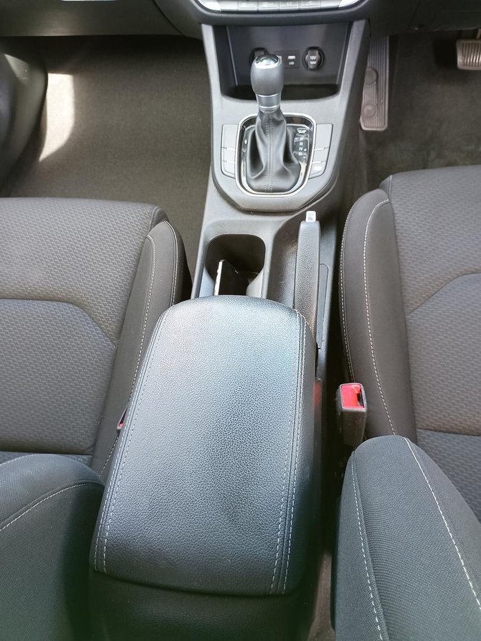 2017 Hyundai i30 Active PD MY18 Platinum Silver