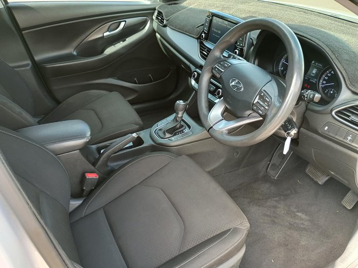 2017 Hyundai i30 Active PD MY18 Platinum Silver