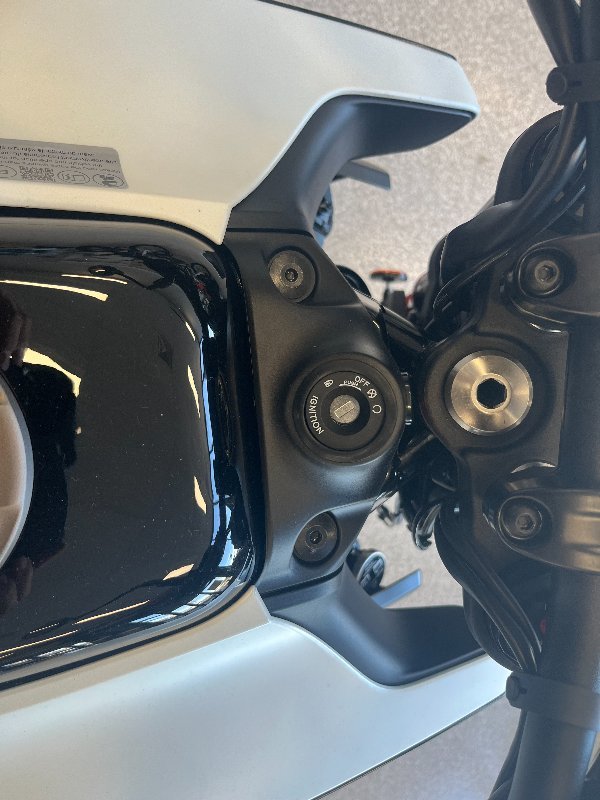 2022 HUSQVARNA VITPILEN 401