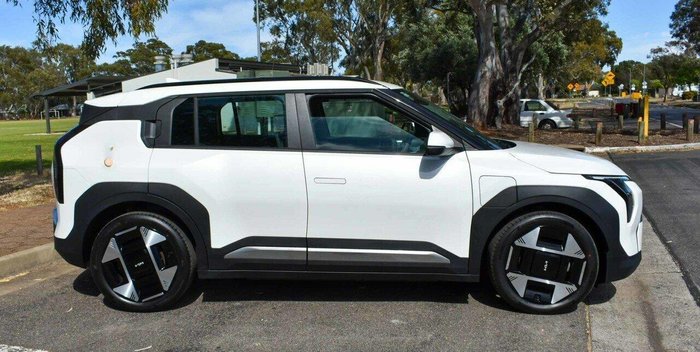 2024 Kia EV3 Earth Long Range