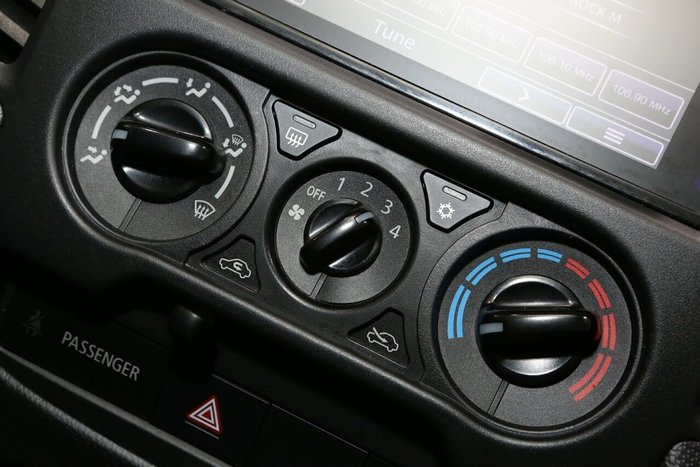 2022 Mitsubishi Triton GLX