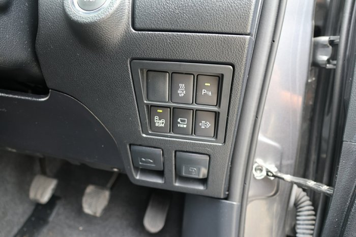 2022 Toyota Hilux SR5