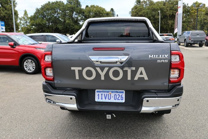 2022 Toyota Hilux SR5