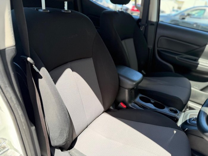 2020 Mitsubishi Triton GLX ADAS