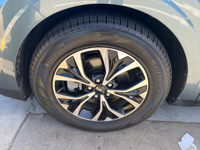 2022 Kia Carnival Si