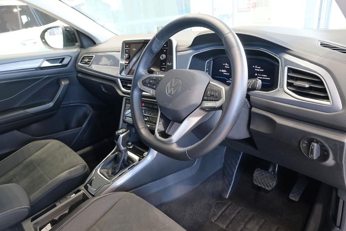 2024 Volkswagen T-Roc 110TSI Style