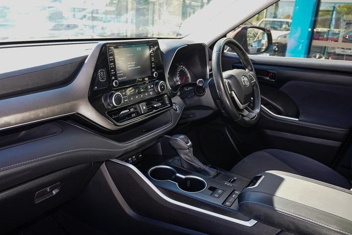 2022 Toyota Kluger GX