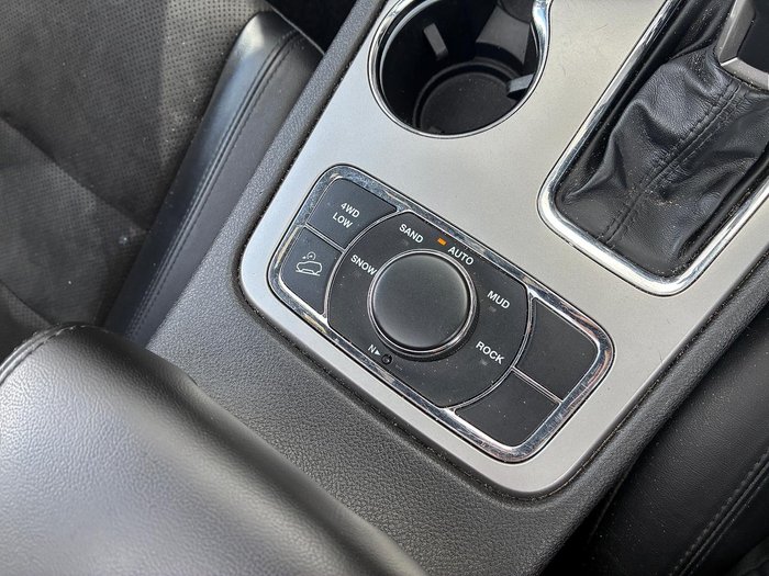 2021 Jeep Grand Cherokee Night Eagle