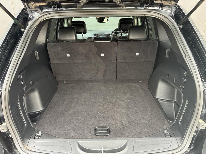 2021 Jeep Grand Cherokee Night Eagle