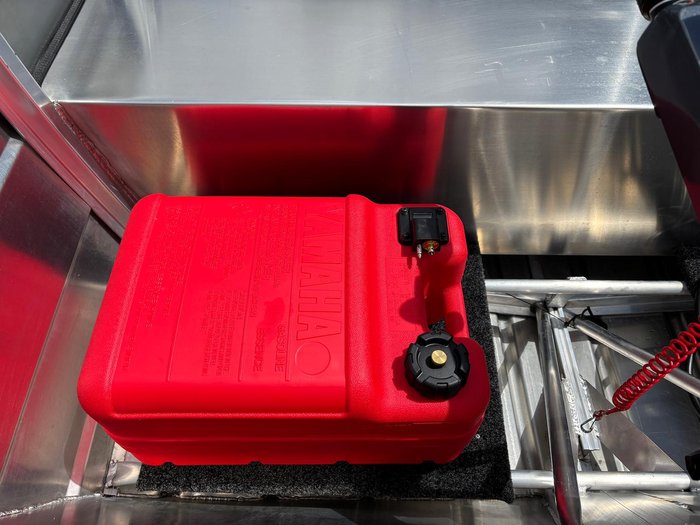 2026 QUINTREX F390 Outback Explorer