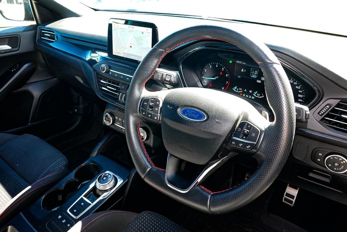 2019 Ford Focus ST-Line