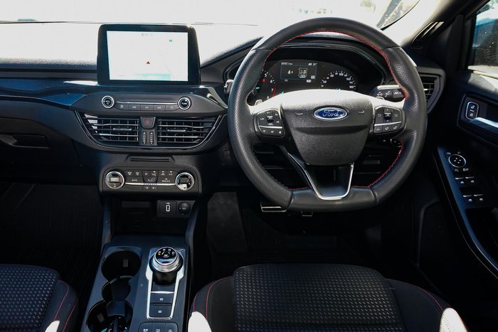 2019 Ford Focus ST-Line