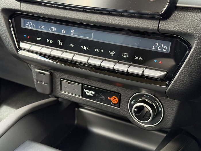 2025 Mazda BT-50 XTR