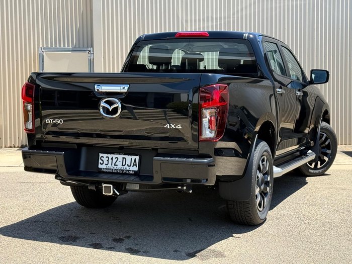 2025 Mazda BT-50 XTR