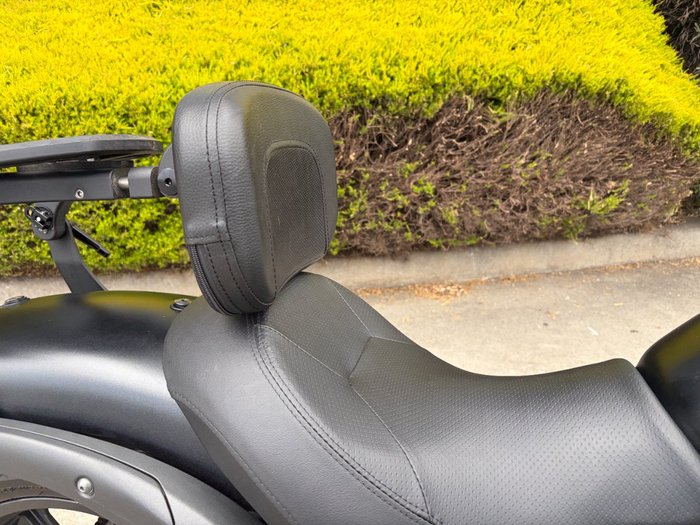 2023 Kawasaki VULCAN S Black