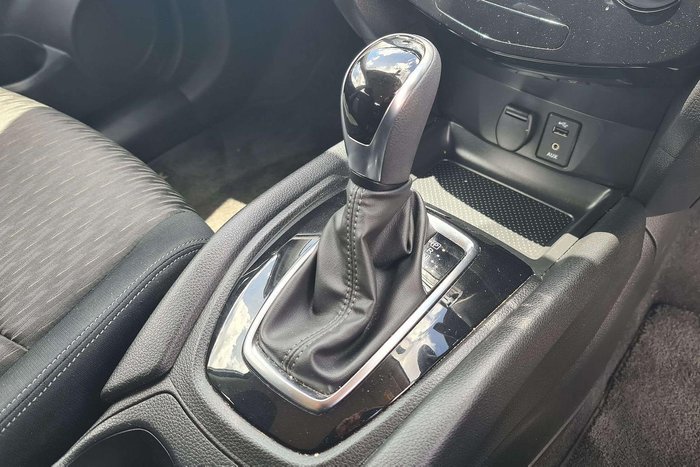 2020 Nissan X-TRAIL ST