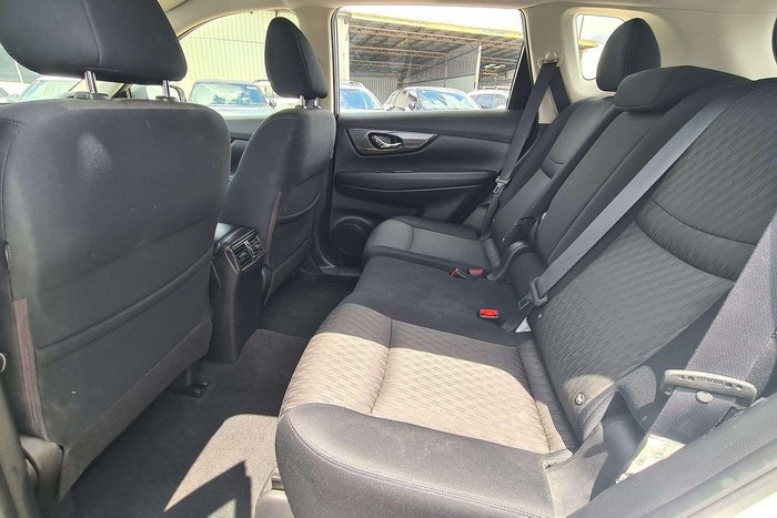 2020 Nissan X-TRAIL ST