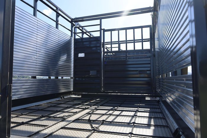 2025 Fuso Shogun FV74 360 6x4 Horse / Cattle Crate / Livestock