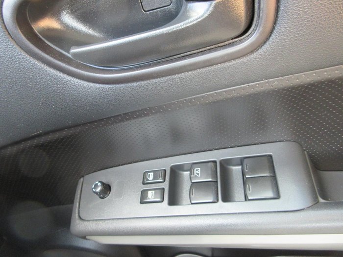 2012 Nissan X-TRAIL ST