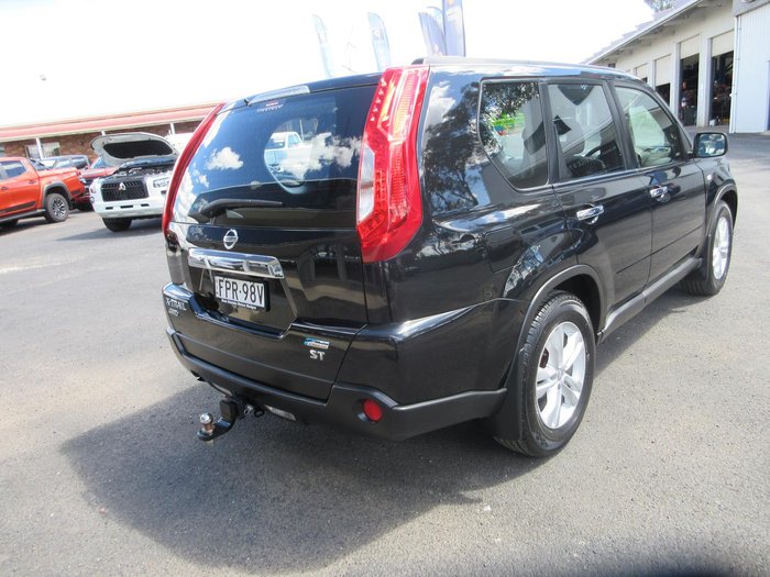2012 Nissan X-TRAIL ST