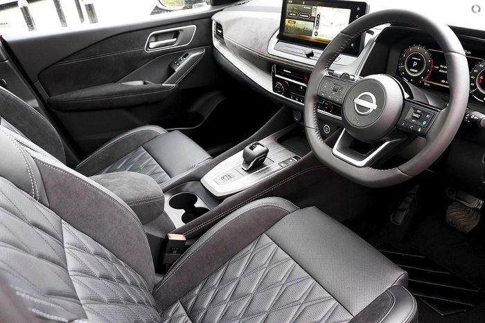 2025 Nissan QASHQAI Ti-L