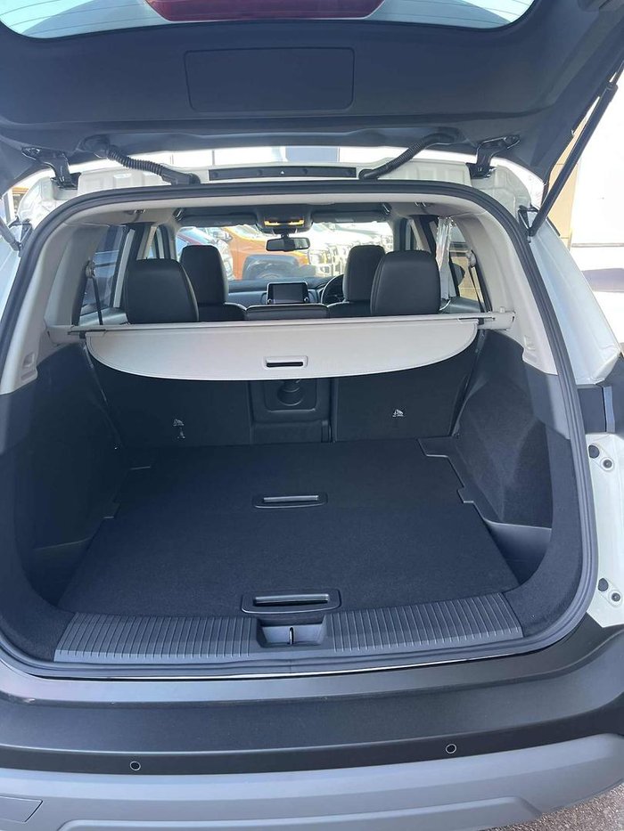 2023 Nissan X-TRAIL ST-L