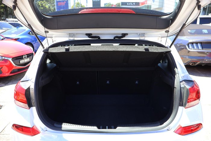 2017 Hyundai i30 Active PD MY18 Polar White