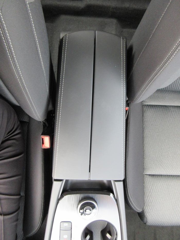 2025 Nissan X-TRAIL ST