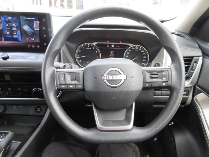 2025 Nissan X-TRAIL ST