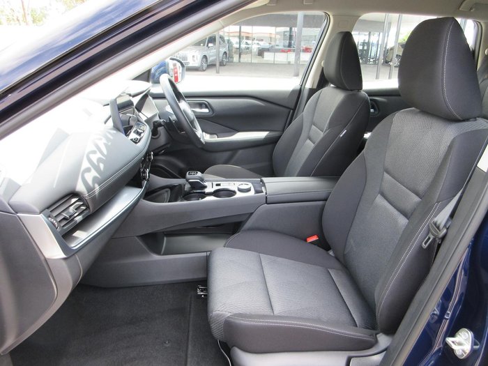 2025 Nissan X-TRAIL ST