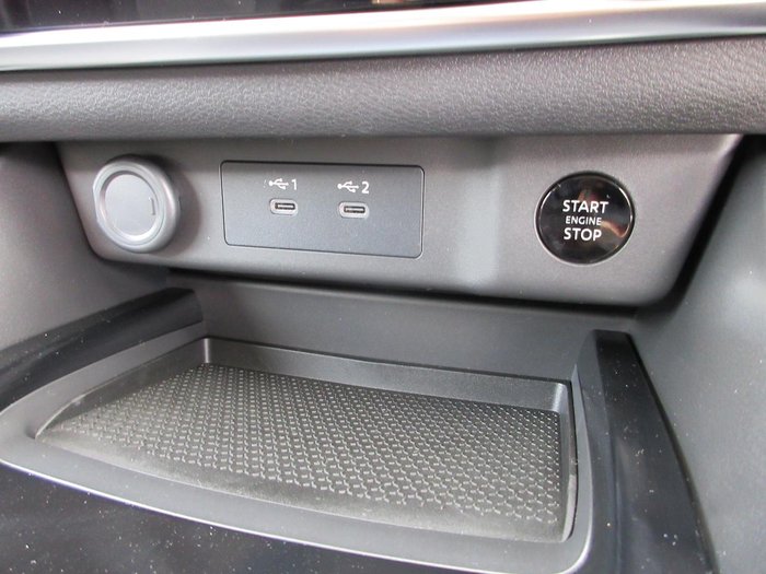 2025 Nissan X-TRAIL ST