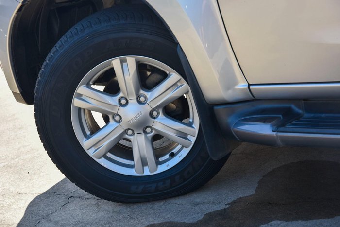 2014 Isuzu MU-X LS-T