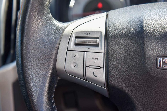 2014 Isuzu MU-X LS-T