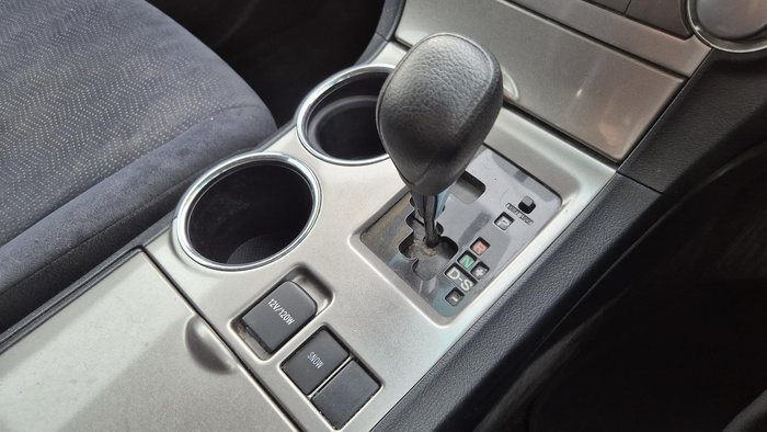 2010 Toyota Kluger KX-R