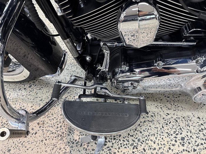 2017 Harley-Davidson Heritage Softail Classic 1690 (FLSTC) Softail Black