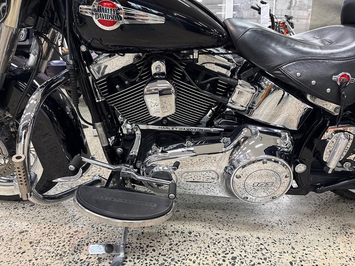 2017 Harley-Davidson Heritage Softail Classic 1690 (FLSTC) Softail Black